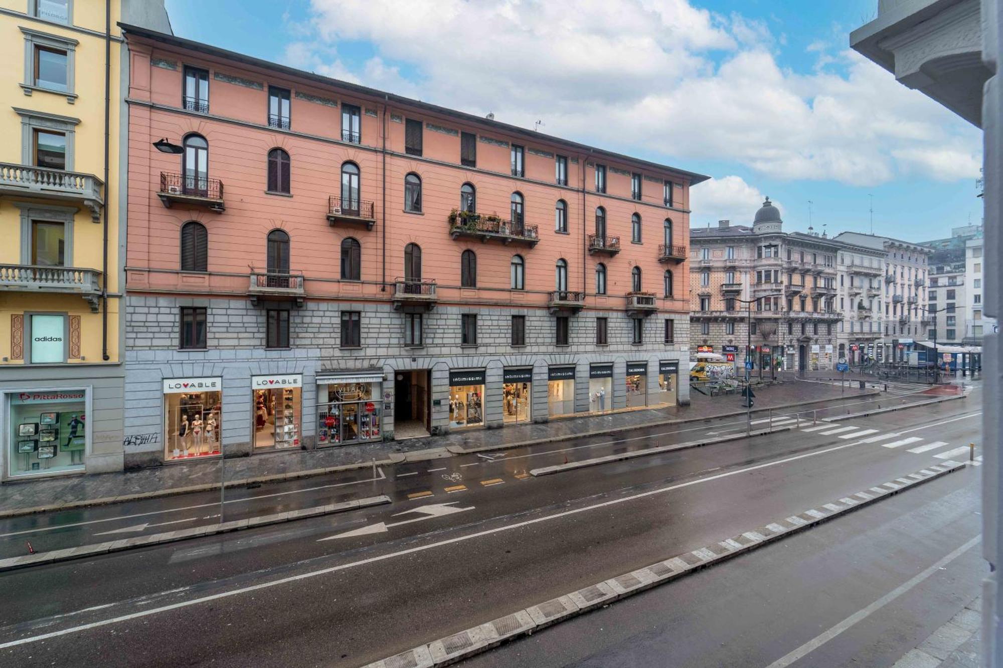 Central Apartment - 10 Min To Duomo, Milan